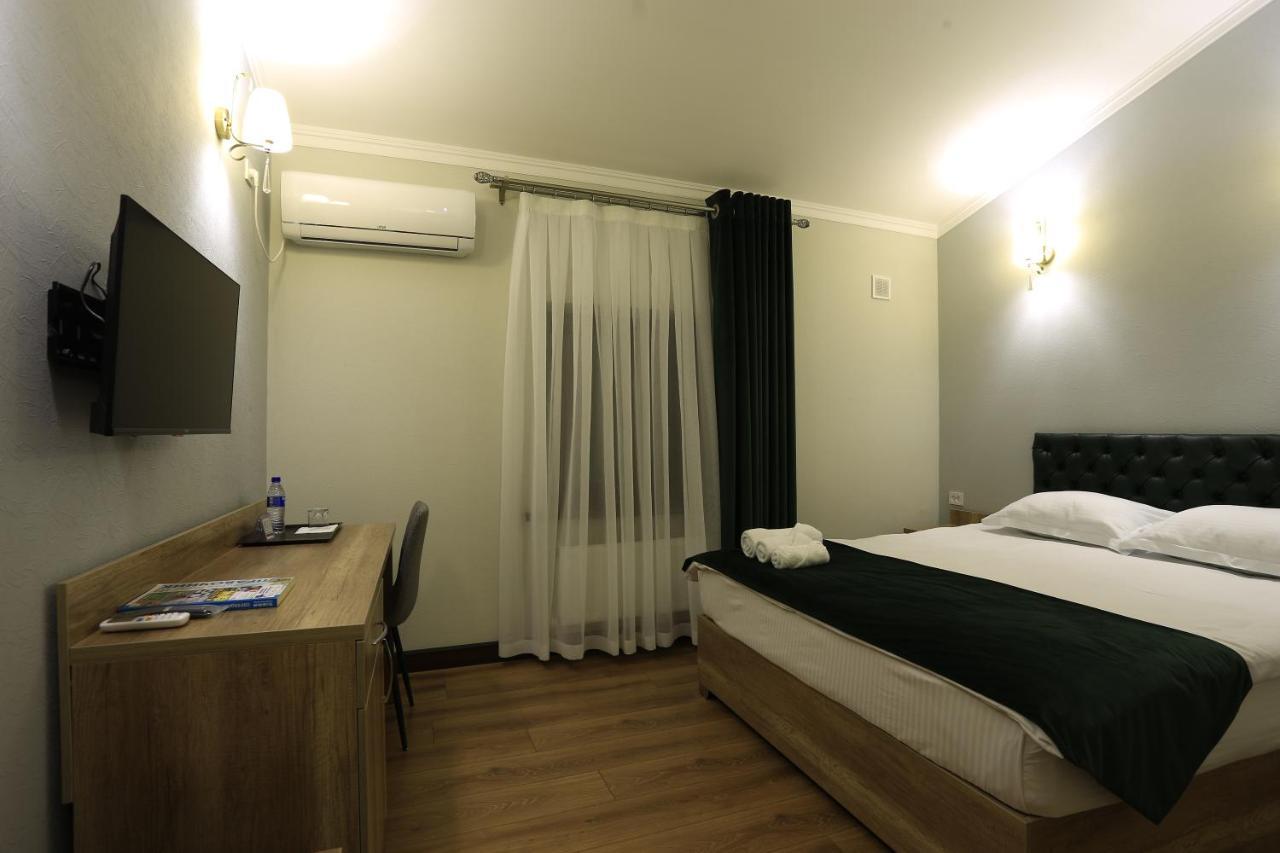 Hotel Atlas Elite Tasjkent Eksteriør bilde
